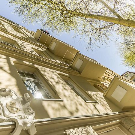 Hochwertige Altbauwohnung Im Modernen Stil In Wiesbaden - Kueche - Terrasse - Wlan - Zentral Екстер'єр фото