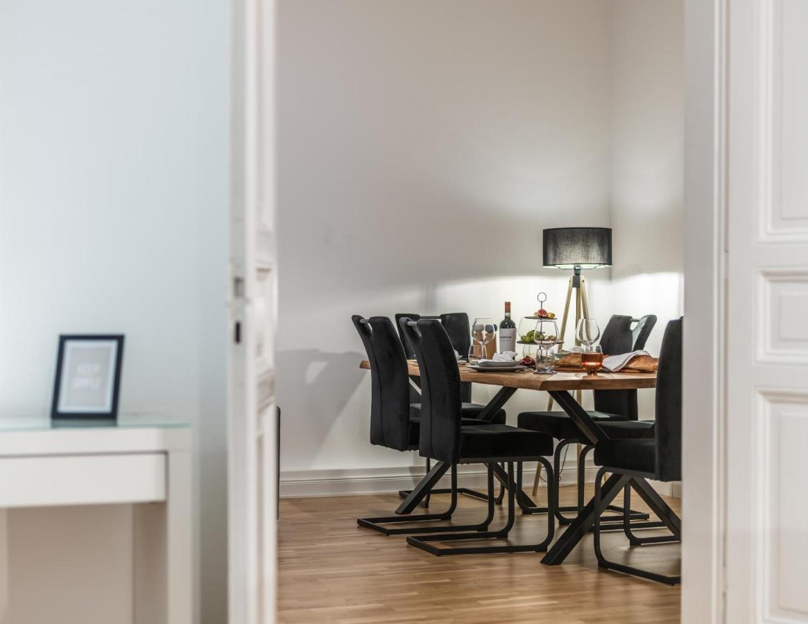 Hochwertige Altbauwohnung Im Modernen Stil In Wiesbaden - Kueche - Terrasse - Wlan - Zentral Екстер'єр фото