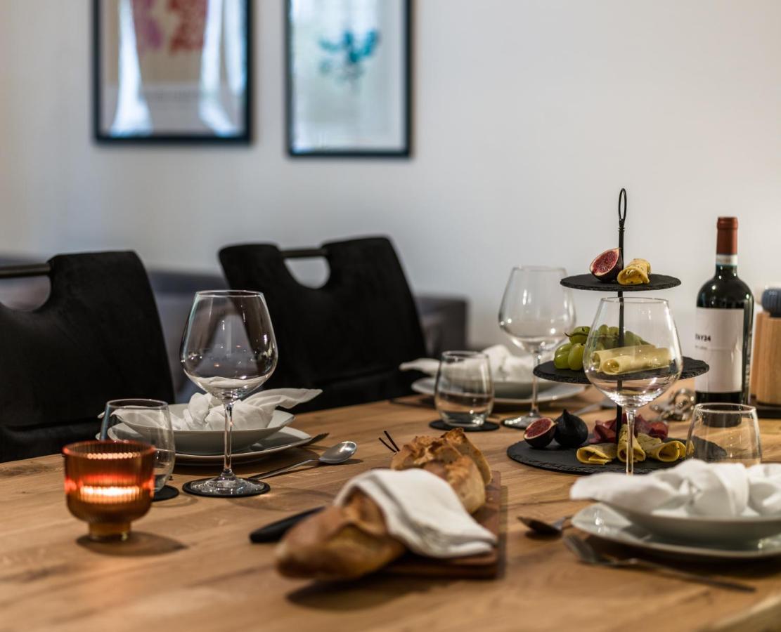 Hochwertige Altbauwohnung Im Modernen Stil In Wiesbaden - Kueche - Terrasse - Wlan - Zentral Екстер'єр фото
