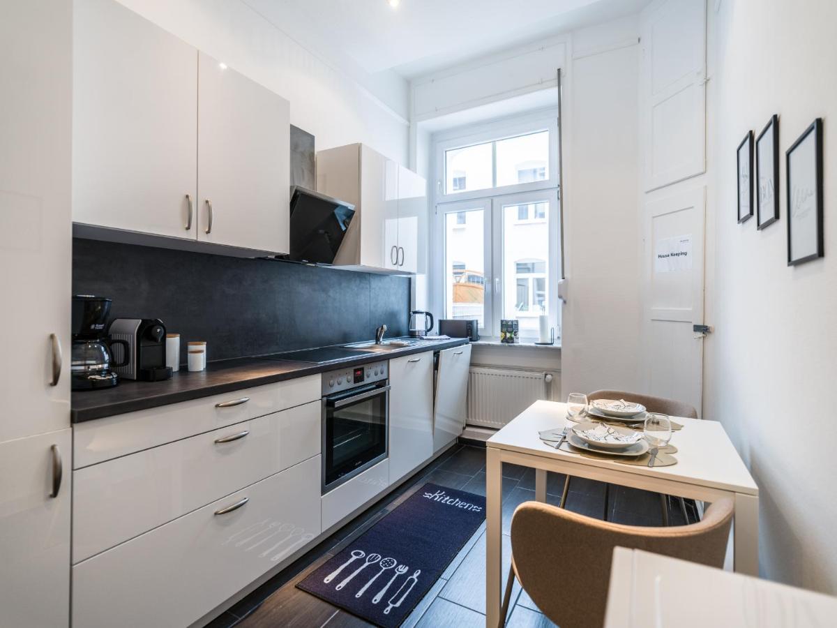 Hochwertige Altbauwohnung Im Modernen Stil In Wiesbaden - Kueche - Terrasse - Wlan - Zentral Екстер'єр фото