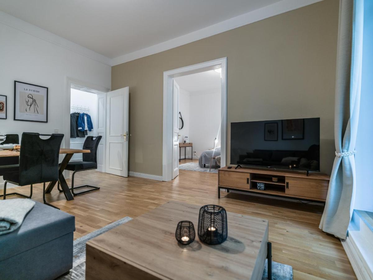 Hochwertige Altbauwohnung Im Modernen Stil In Wiesbaden - Kueche - Terrasse - Wlan - Zentral Екстер'єр фото