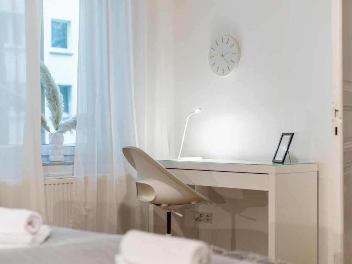 Hochwertige Altbauwohnung Im Modernen Stil In Wiesbaden - Kueche - Terrasse - Wlan - Zentral Екстер'єр фото